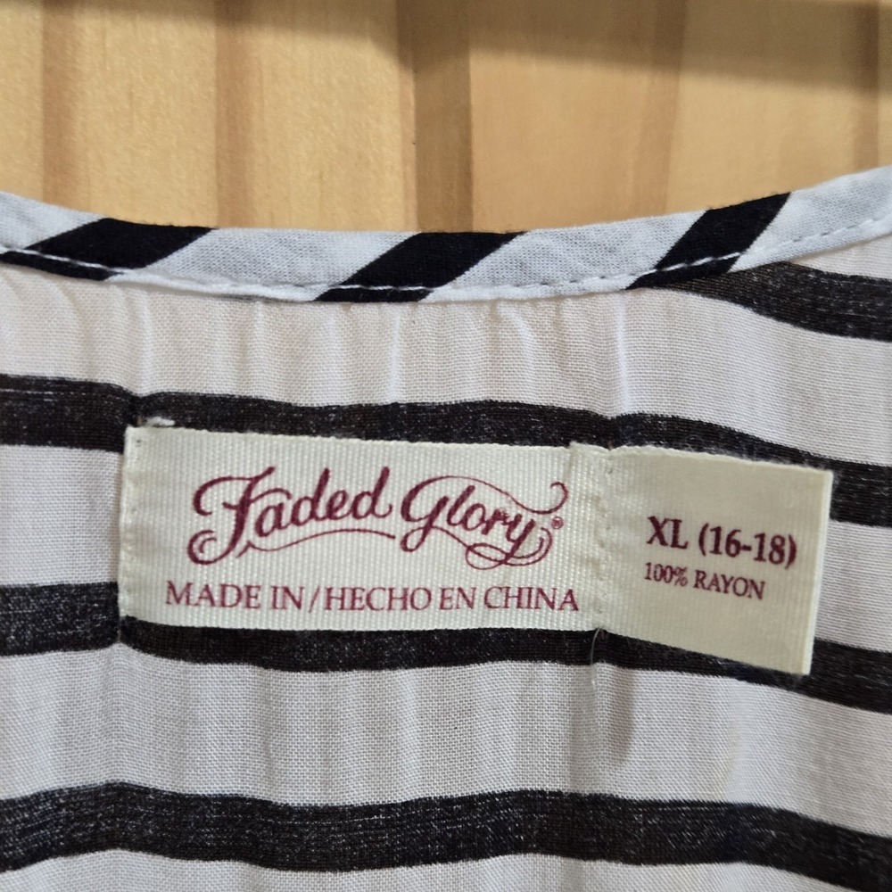Faded Glory Women's Tank Tip Size XL White Black Stripe Scoop Neck Sleeveless - Picture 4 of 6